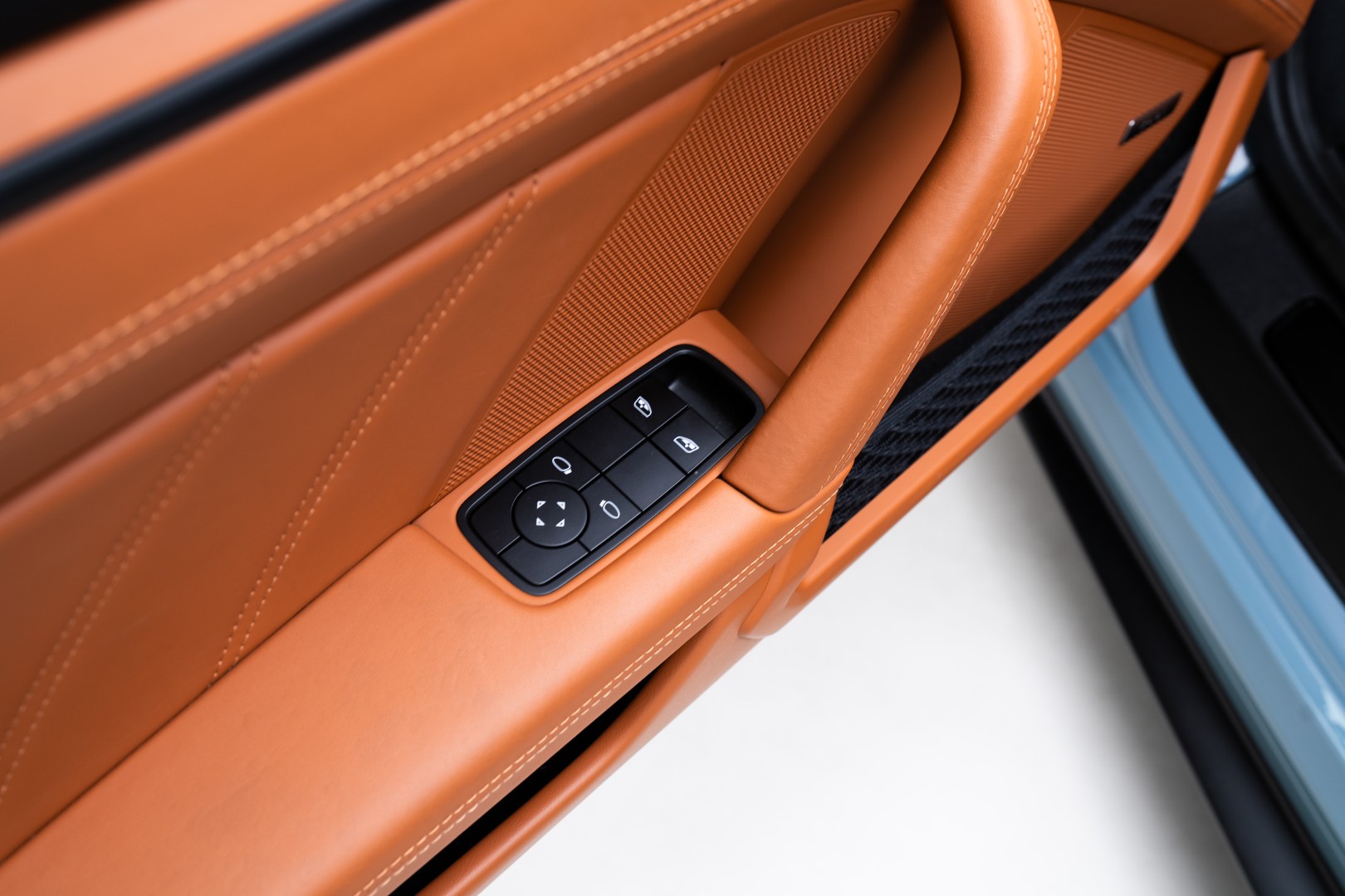 2024 PORSCHE 911 S/T N. 773 OF 1963.